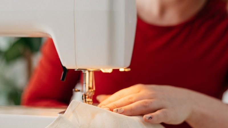 best-sewing-machine-under-100