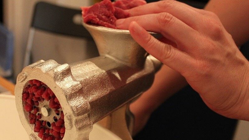 how-to-use-a-meat-grinder